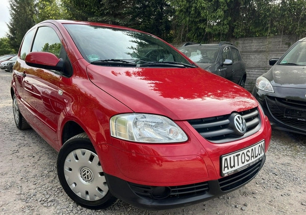 Volkswagen Fox cena 10500 przebieg: 141000, rok produkcji 2010 z Częstochowa małe 137